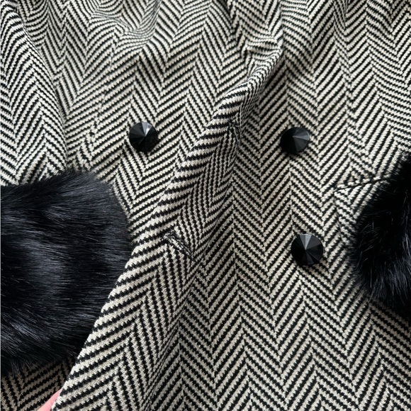 Le Superbe- NWT Black & Grey Chevron David Boa Fur Cuff Blazer Jacket - Picture 9 of 10